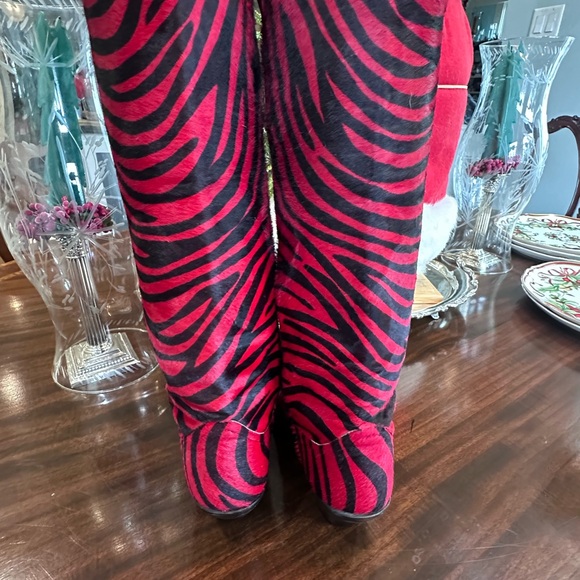 Red and Black Zebra Print Boots - Picture 9 of 11